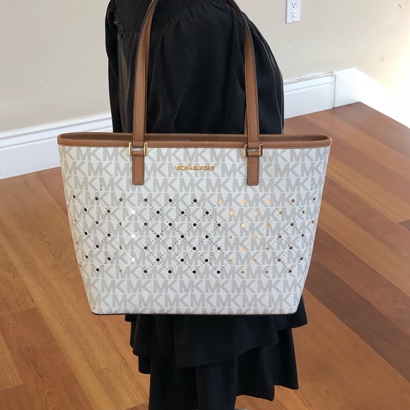 NWT Michael Kors Perforated CarryAll tote handbag - Picture 5 of 8